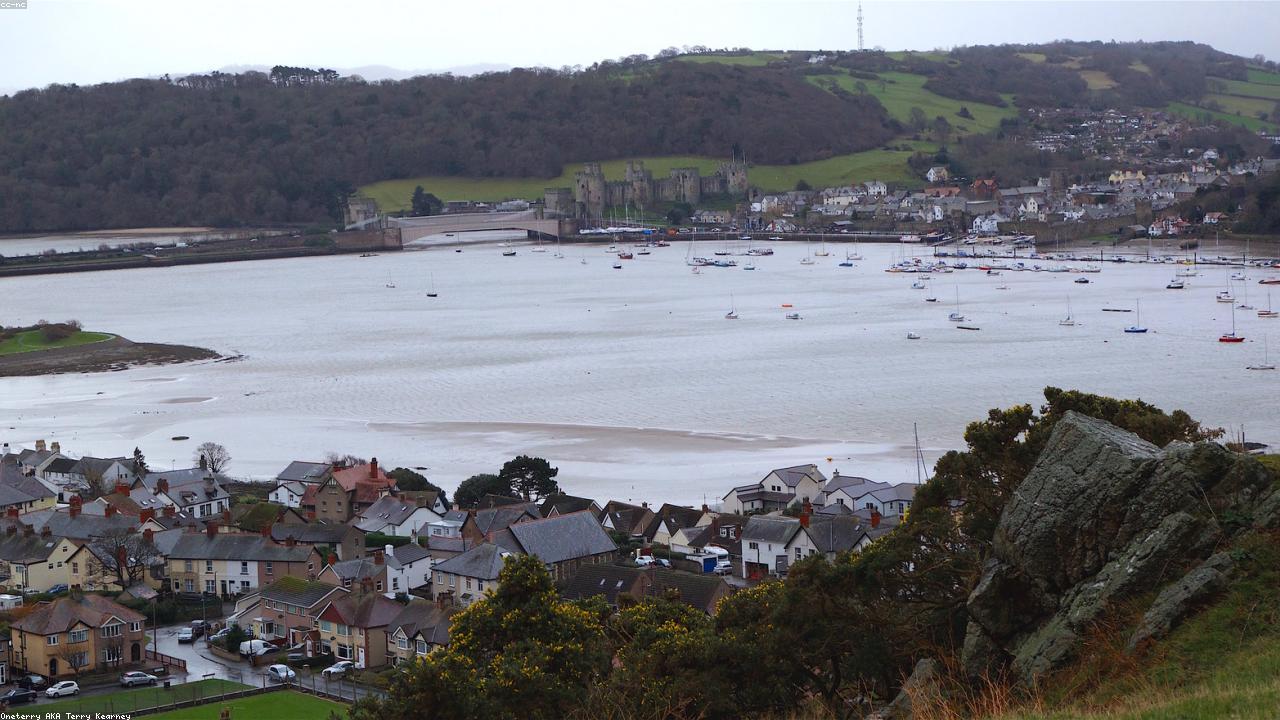 Llangollen town and the River Dee with Dinas Bran castle ruin on the hill above
